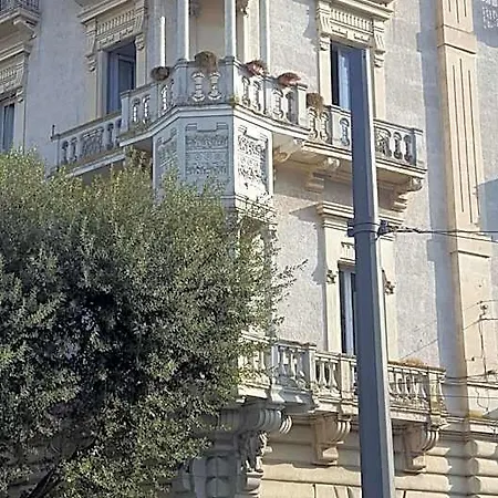 Alojamento de Acomodação e Pequeno-almoço Armonia Lecce